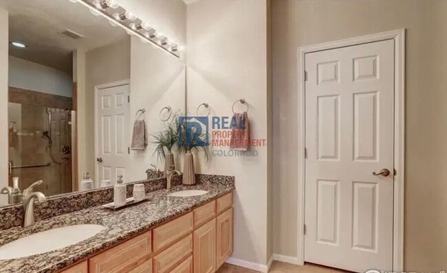 Building Photo - 13732 Legend Way