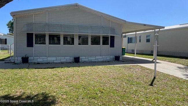 Primary Photo - 1204 Calusa Dr