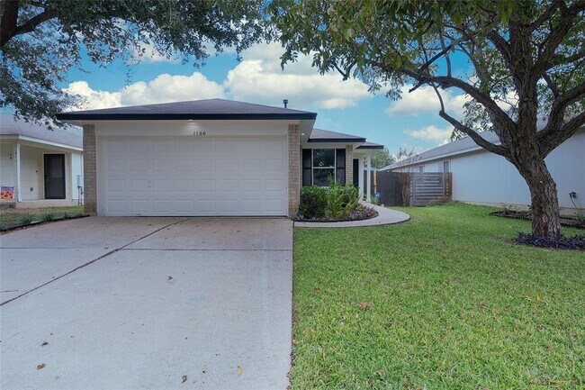 Building Photo - 1106 Stanislaws Dr