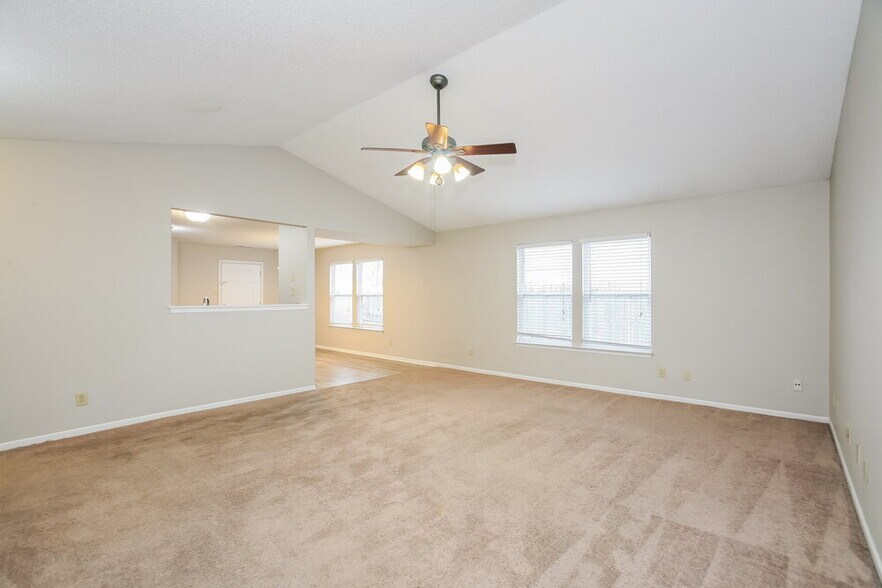 Building Photo - 14456 Orange Blossom Trail