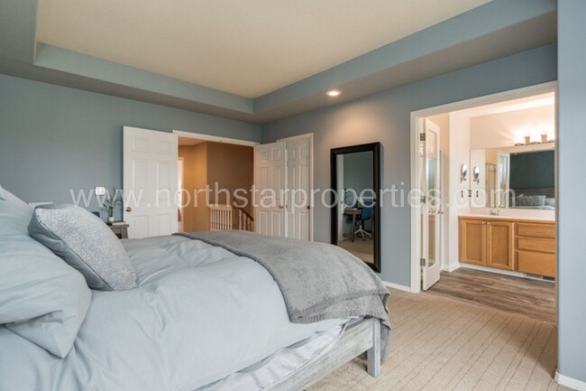 Building Photo - Beautiful Spacious Home in Tigard