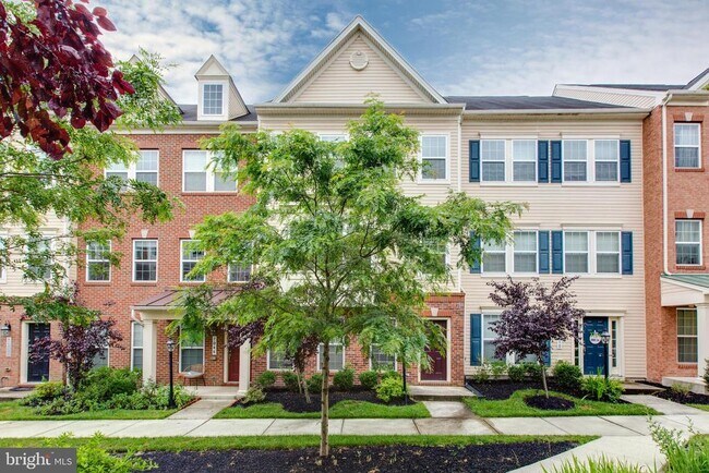 Building Photo - 7048 Foxton Way