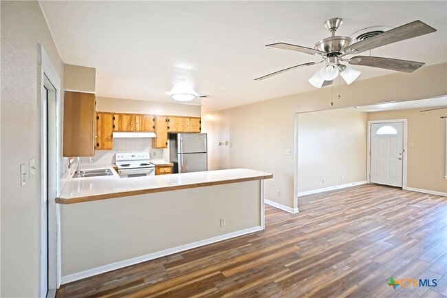 Building Photo - 4706 Dreibrodt Rd