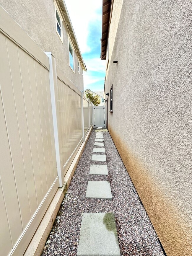 Building Photo - Lovely Two-Story Home in the New Community...