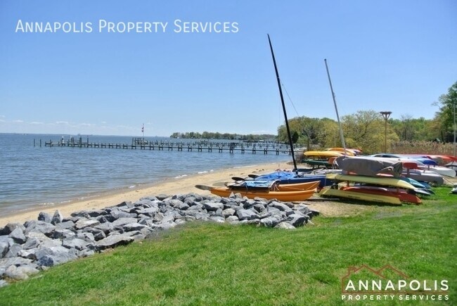 Building Photo - 2118 Chesapeake Harbour Dr