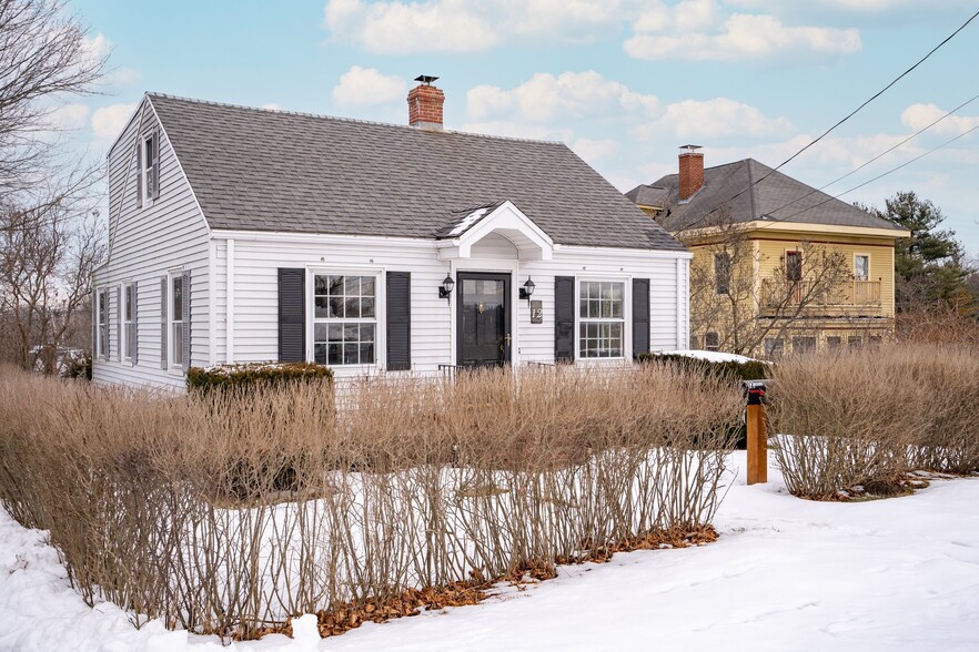 Building Photo - 12 Lee Ave