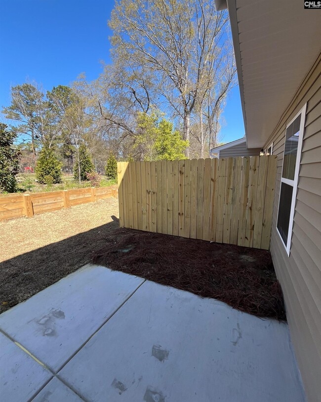 Building Photo - 434 Dinkins Dr