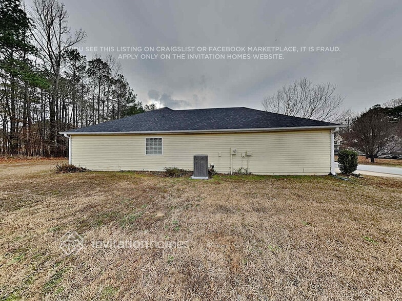 Building Photo - 35 Dearing Woods Ln