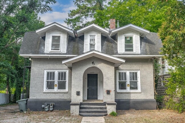 Building Photo - 1522 Columbia College Dr