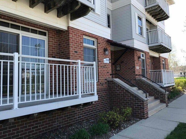 Building Photo - 2604 Stange Rd