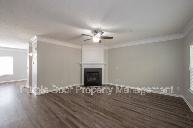 Building Photo - 1214 Charleston Ct