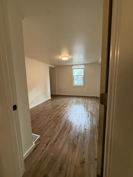 Building Photo - 1022 Huffman St