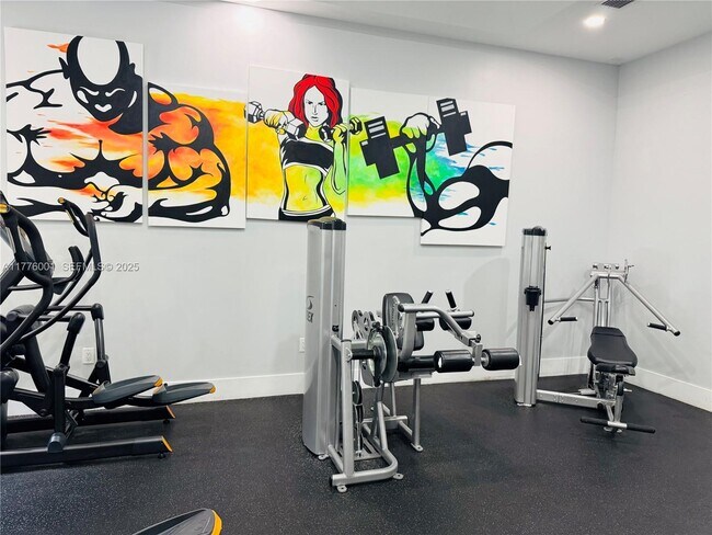 Building Photo - 19555 E Country Club Dr