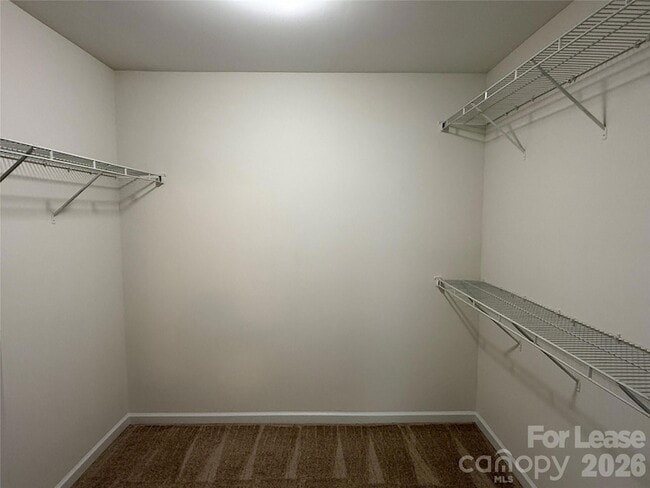 Building Photo - 4820 Lynn Lee Cir