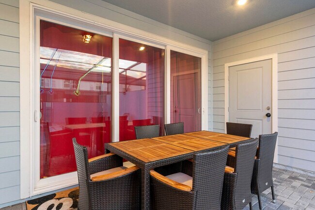 Building Photo - 1263 Blue Paradise Wy