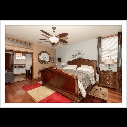 Building Photo - 2827 N Broadway