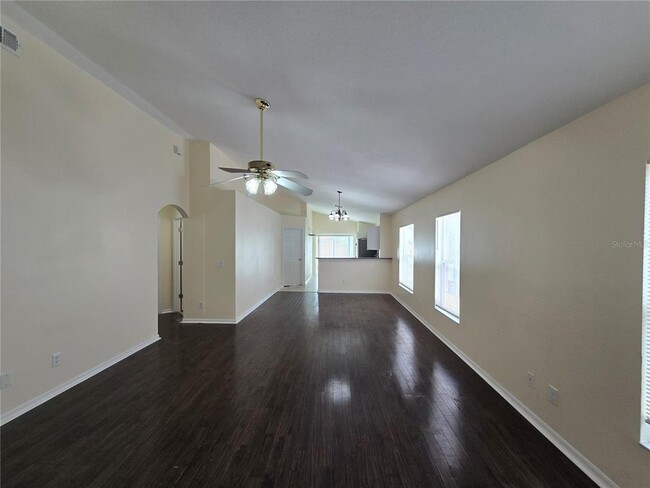 Building Photo - 545 Summer Sails Dr