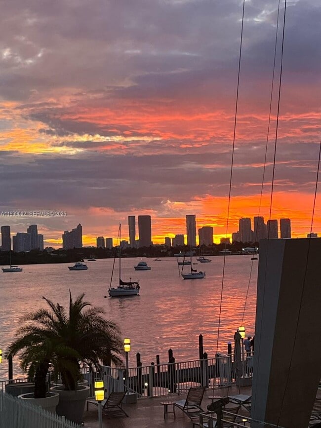 Building Photo - 1200 West Ave