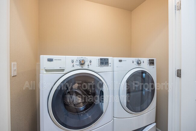 Building Photo - 2237 Sopris Cir