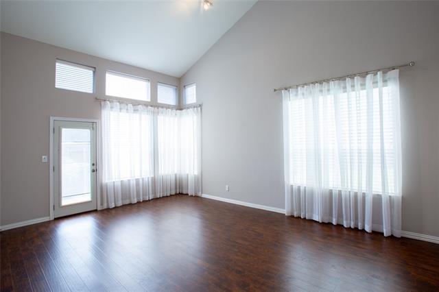 Building Photo - 956 Avondale Ln