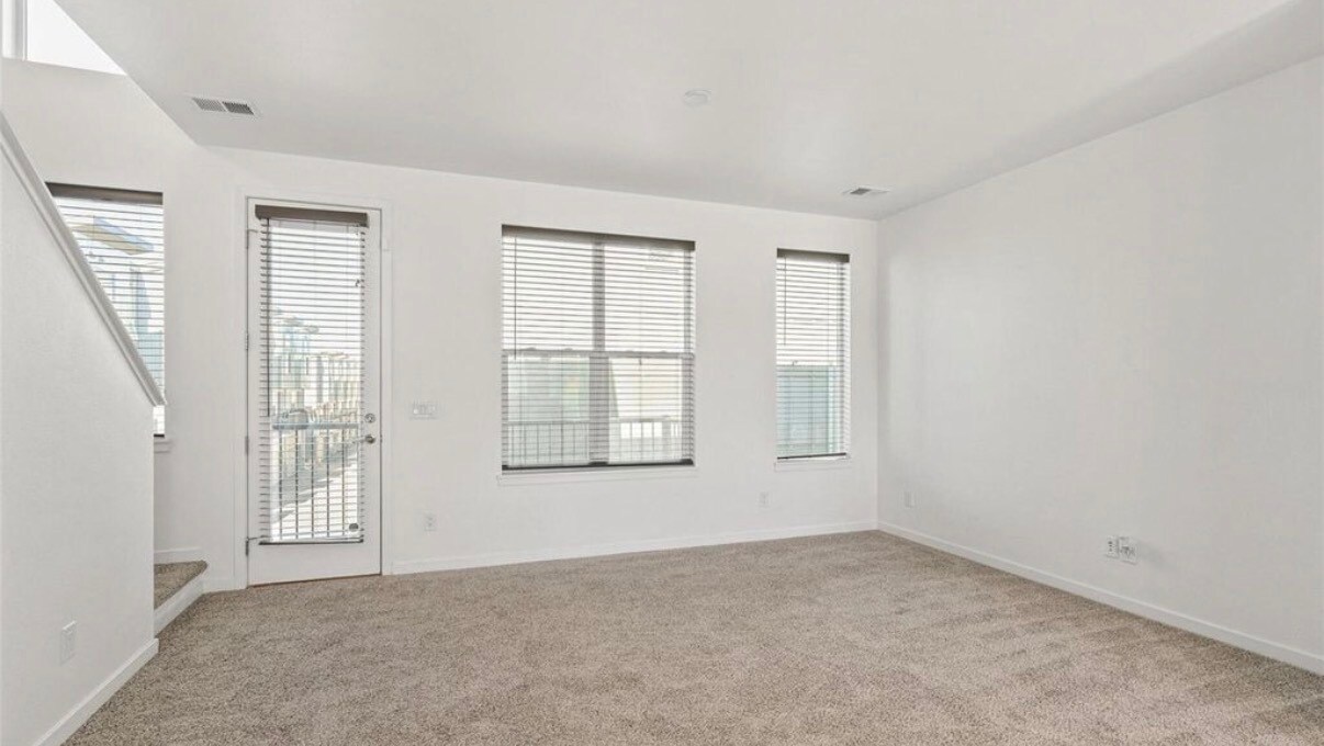 Building Photo - 8711 E Hampden Ave