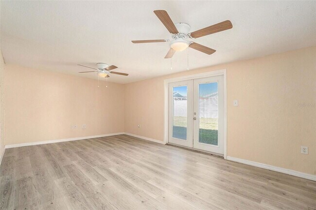 Building Photo - 7321 Parrot Dr