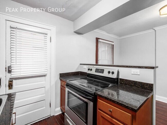 Building Photo - 83 W. First Avenue-2 Bedroom