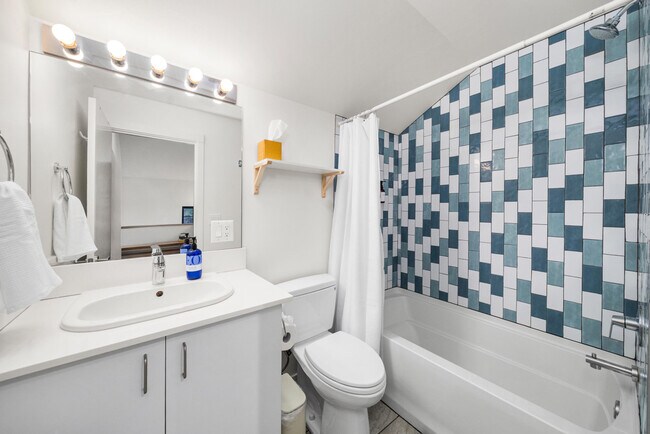 Building Photo - 6314 11th Ave NW