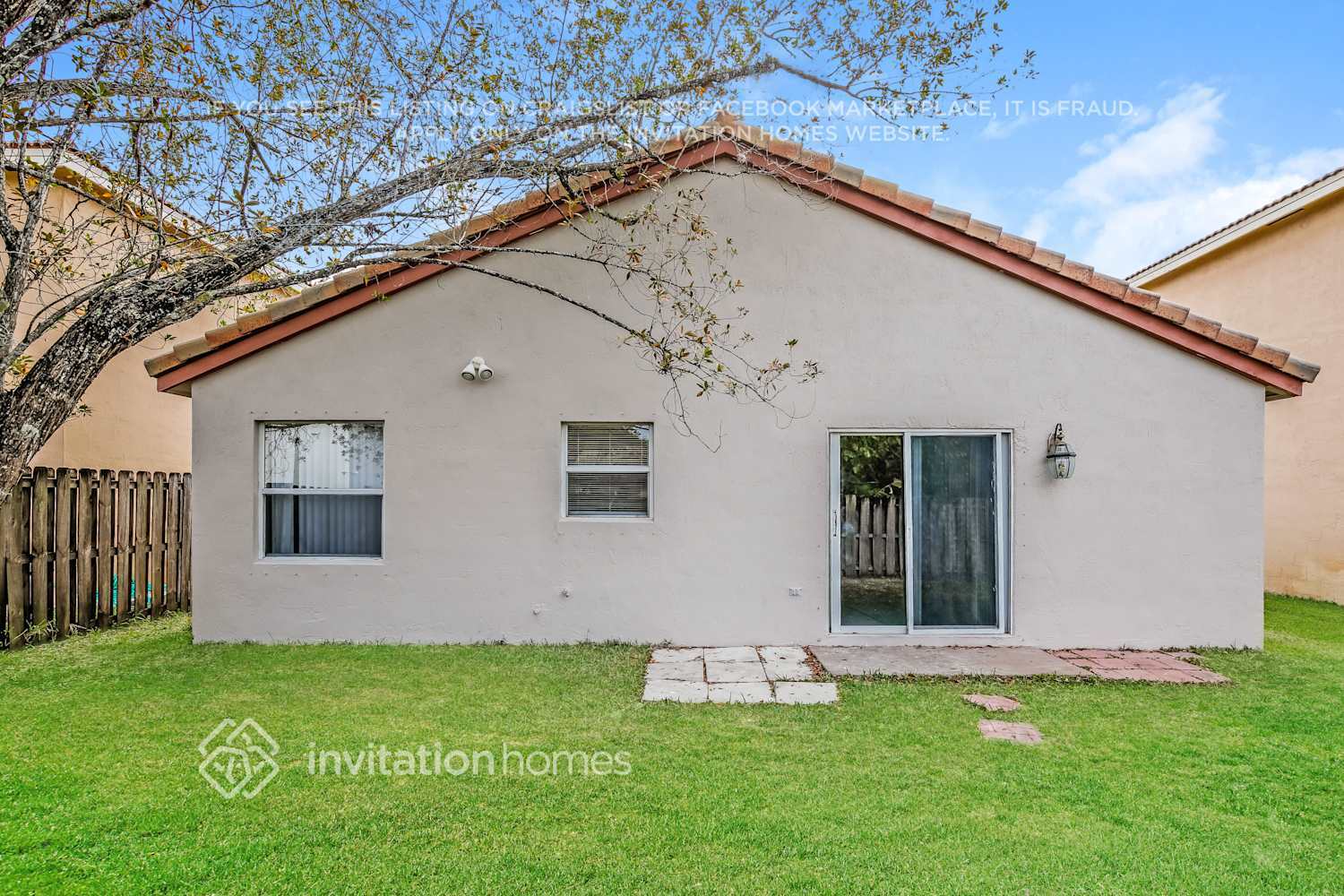 Building Photo - 1365 SW 106th Ave