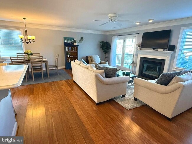 Building Photo - 907 Auckland Way