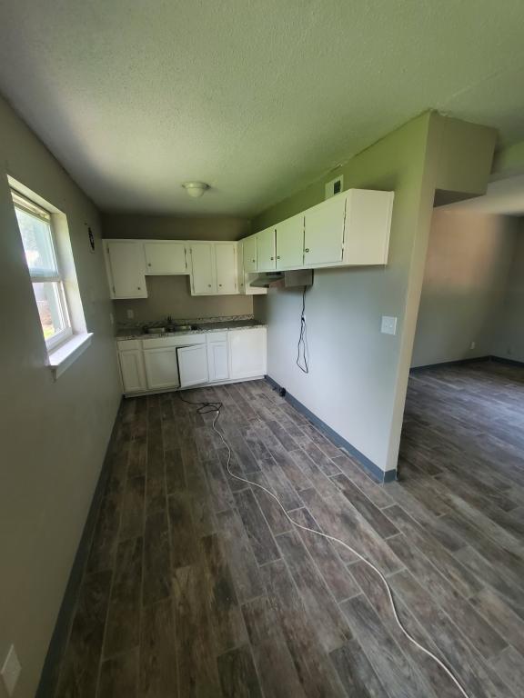 Building Photo - 105 Aquamarine Ave