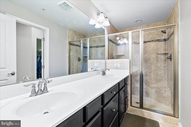 Building Photo - 6412 Walcott Ln