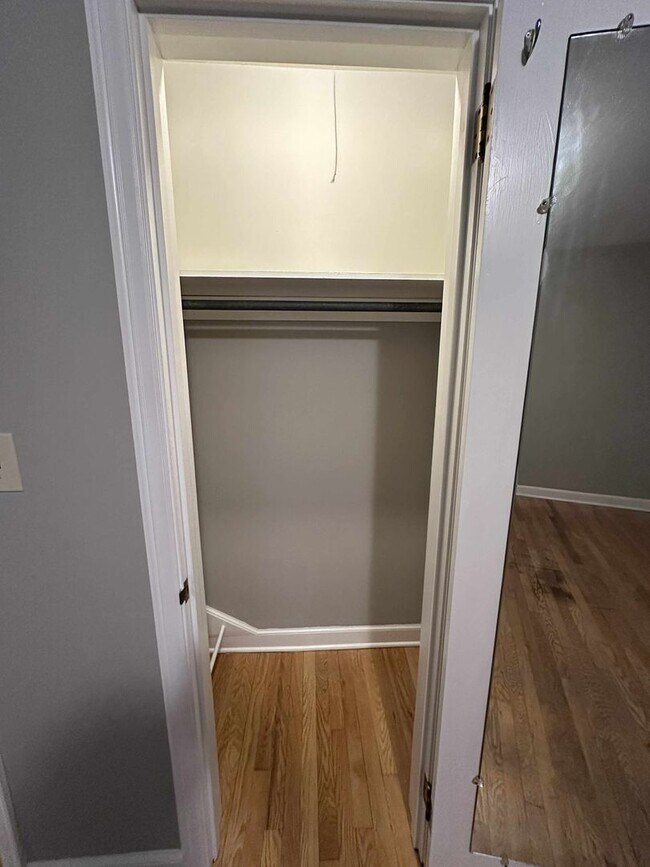 Building Photo - Click the “Apply Now” button or email wapmrentals@gmail.com for a prompt response.