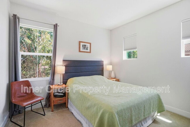 Building Photo - 2282 Acero Ct