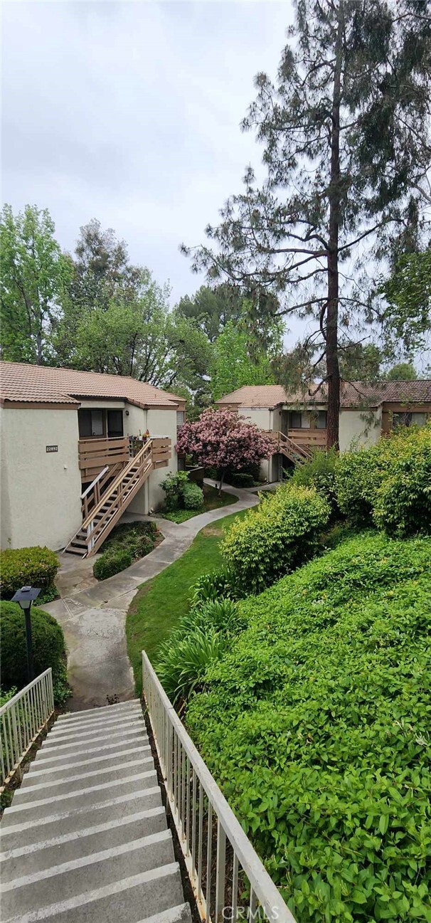 Building Photo - 22890 Hilton Head Dr