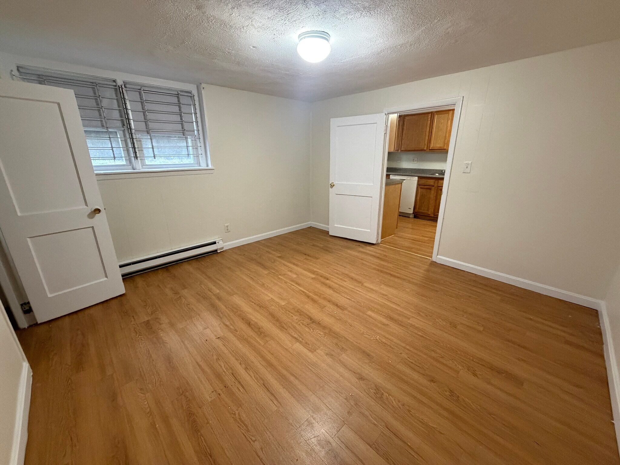 Building Photo - 131 Sutherland Rd