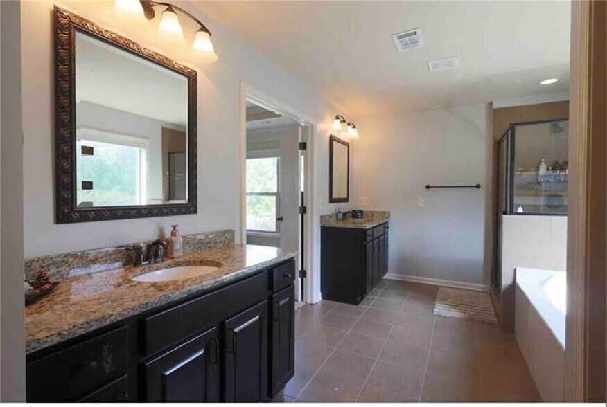Building Photo - 3125 Pleasant Valley Trail