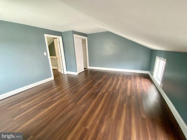 Building Photo - 34 Southard St