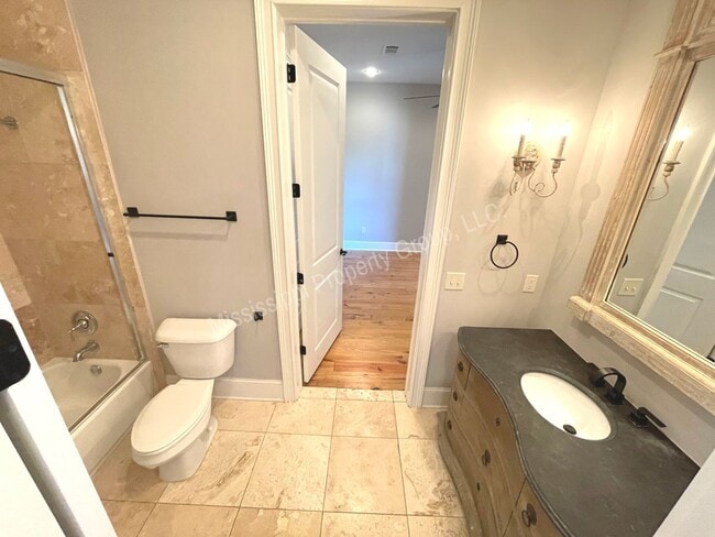 Building Photo - 3BR/3BA For Rent