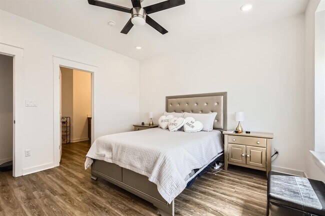Building Photo - 1324 Salt Lick Dr