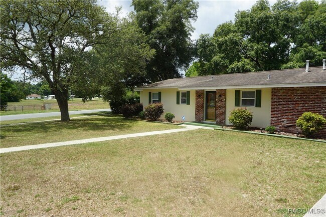 Building Photo - 9306 N Santos Dr