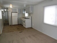 Building Photo - 362 Montana Ave