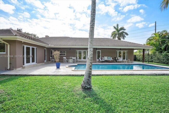 Building Photo - 7421 SW 145th Terrace