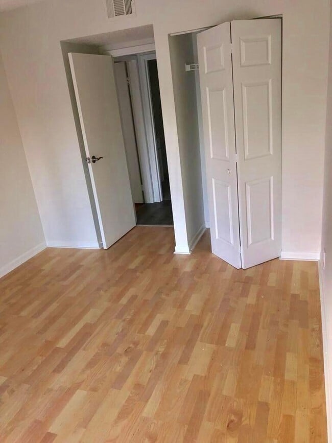 Building Photo - 4364 NW 9th Ave