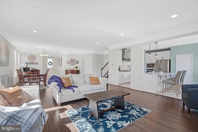 Building Photo - 42526 Oxford Forest Cir