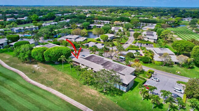 Building Photo - 3 Stratford Dr