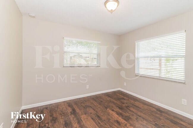 Building Photo - 6328 Toyota Dr