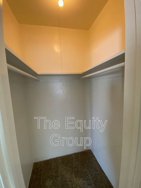 Building Photo - 801 S Sowell St