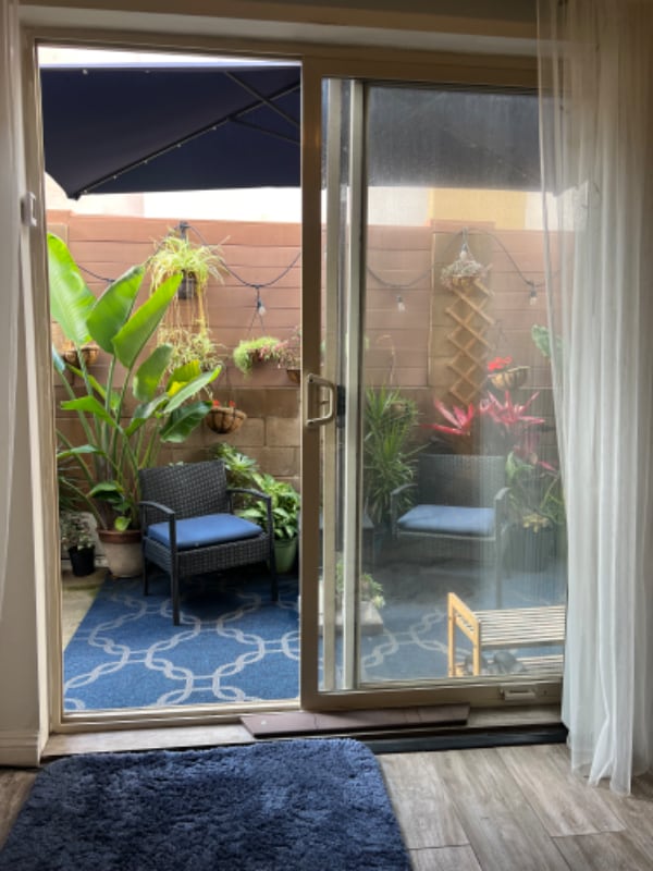 Building Photo - 4015 Crest Dr