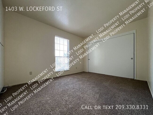 Building Photo - 1403 W Lockeford St